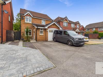 Arncliffe Close, Bury